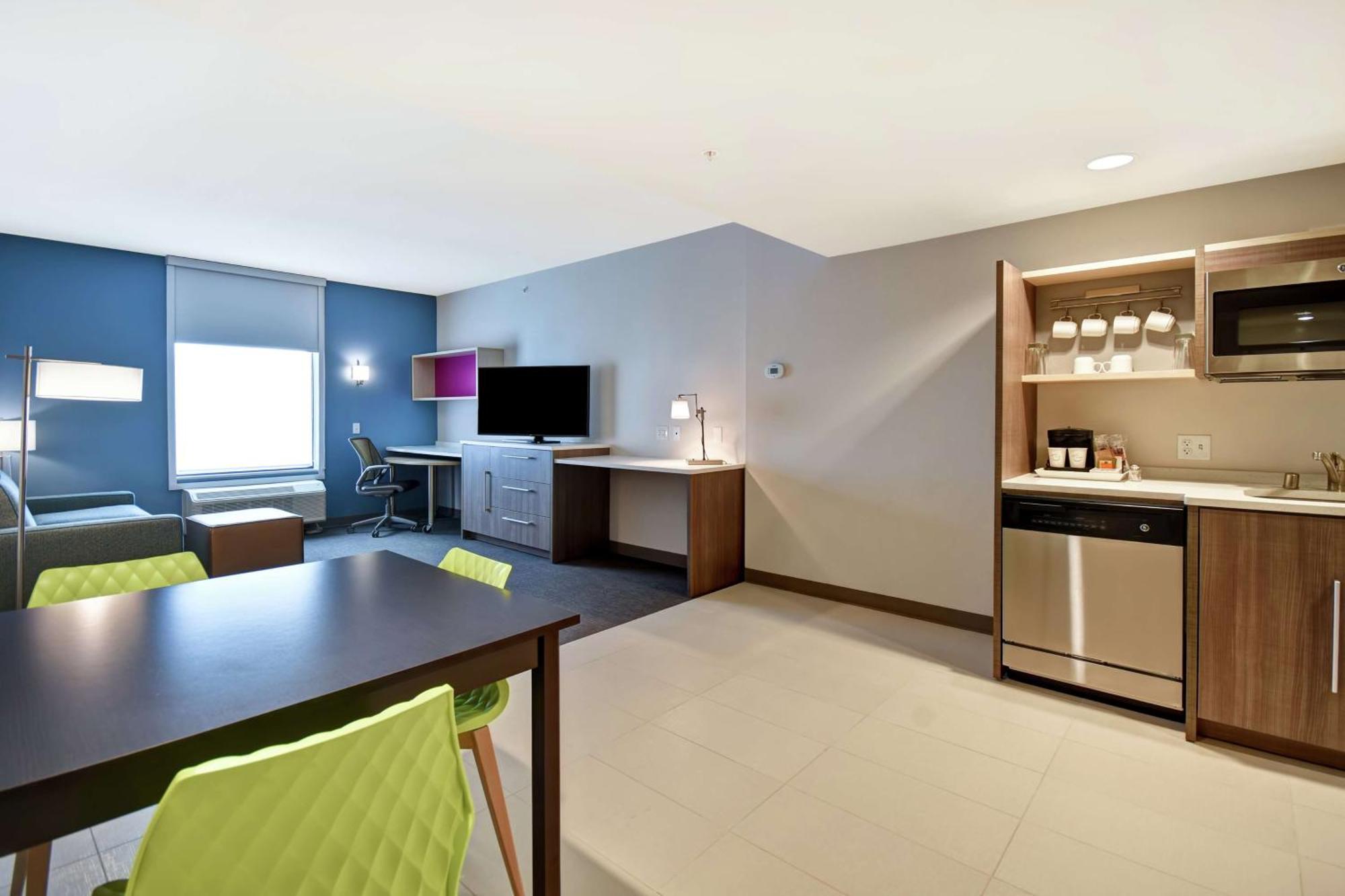 Home2 By Hilton Minneapolis Hotel